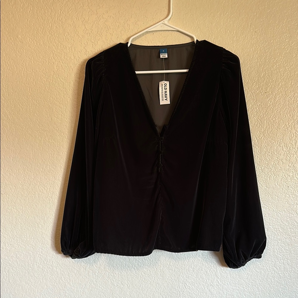 Black velvet long sleeve